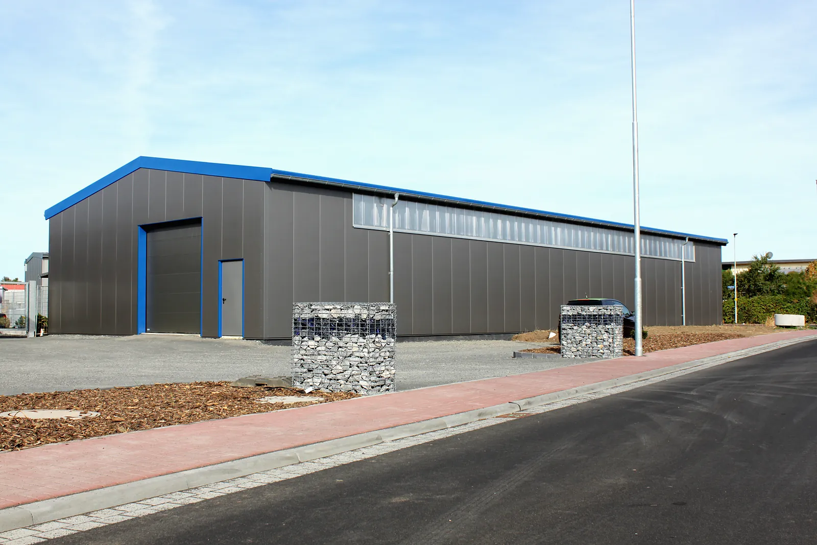 Lange Seitenwand der Halle