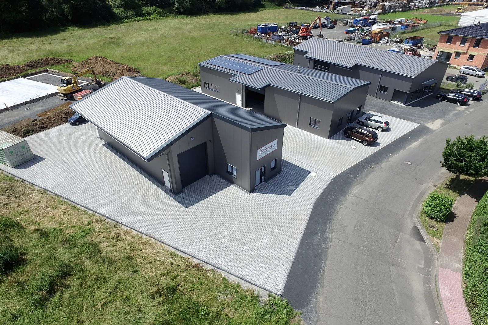 Luftbild der Hallen